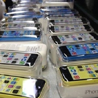 iPhone 5 Apple’s Budget iPhone 5C Pics Leaked